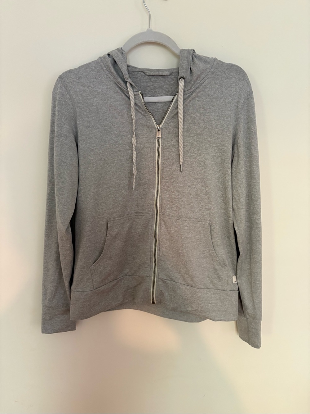Vuori Halo Performance Hoodie 2.0 | Size Medium | Like New - Picture 3 of 14